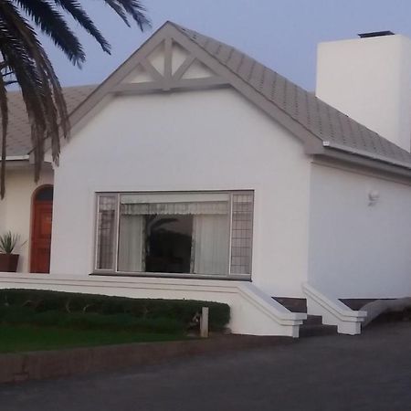 Haus Schaaf B&B Walvis Bay Exteriör bild