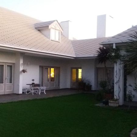 Haus Schaaf B&B Walvis Bay Exteriör bild