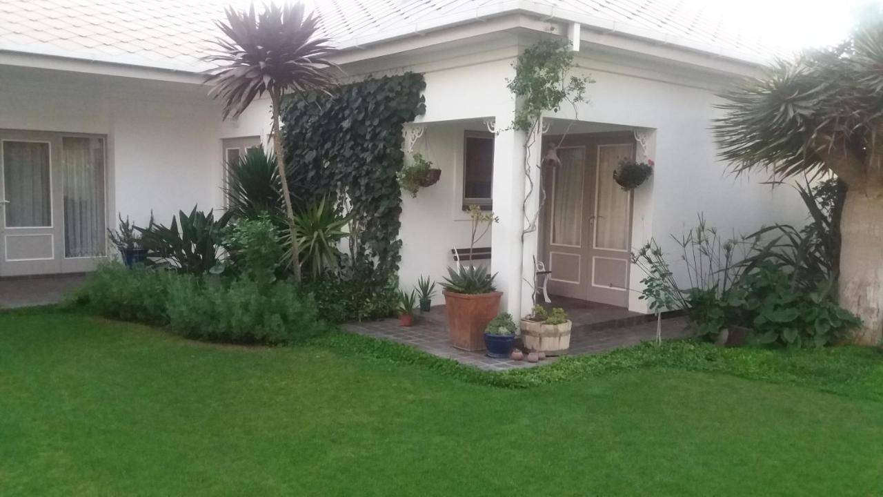 Haus Schaaf B&B Walvis Bay Exteriör bild
